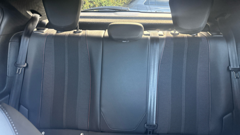 Vauxhall Mokka 1.2 Turbo 100 SRi Nav Premium 5dr Petrol Hatchback